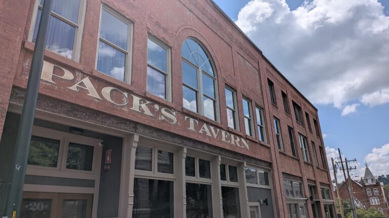 packstavern1 768x432
