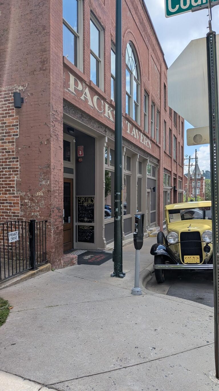 packstavern2 768x1366