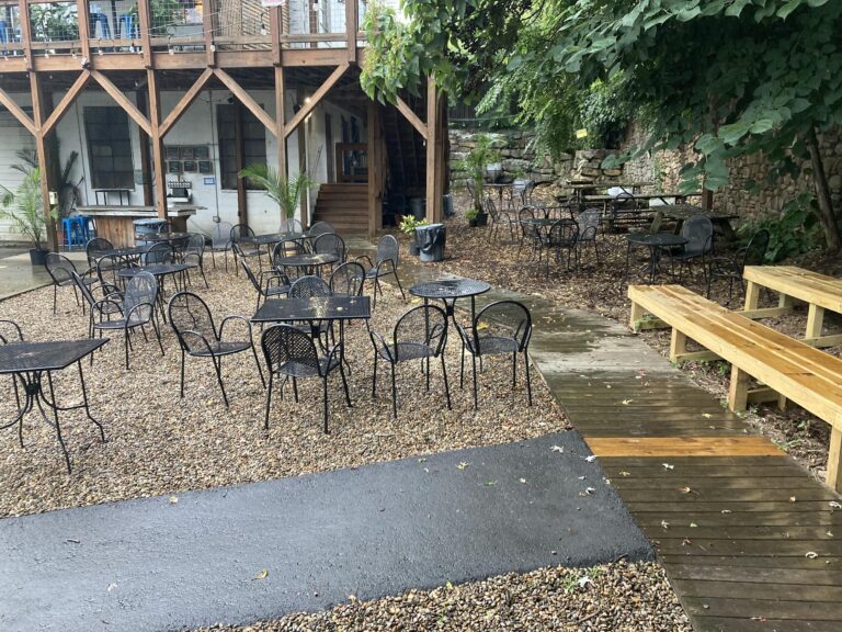 oneworldwest3 768x576